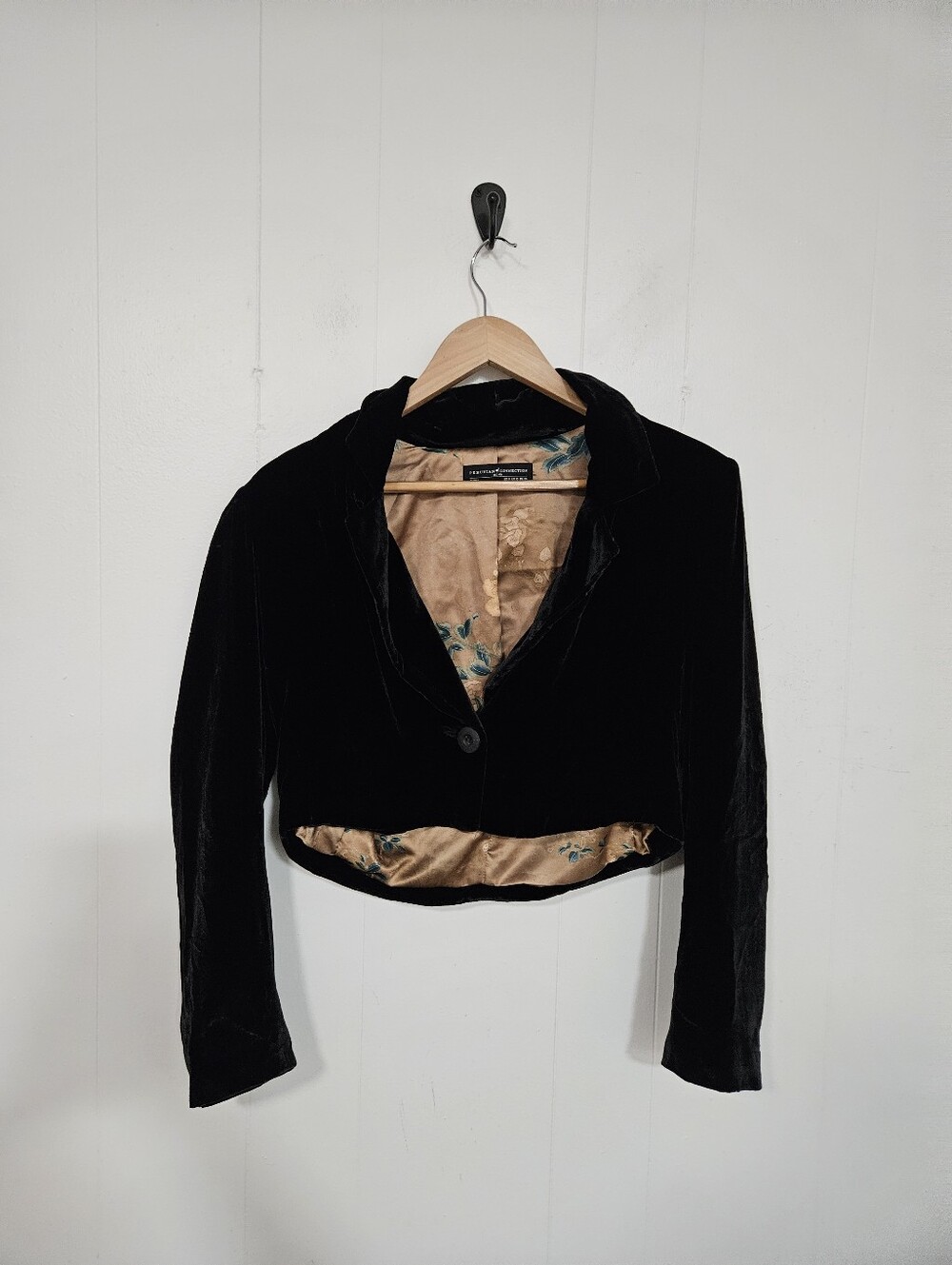 Peruvian Connection Black Velvet Cropped Blazer with Floral Lining